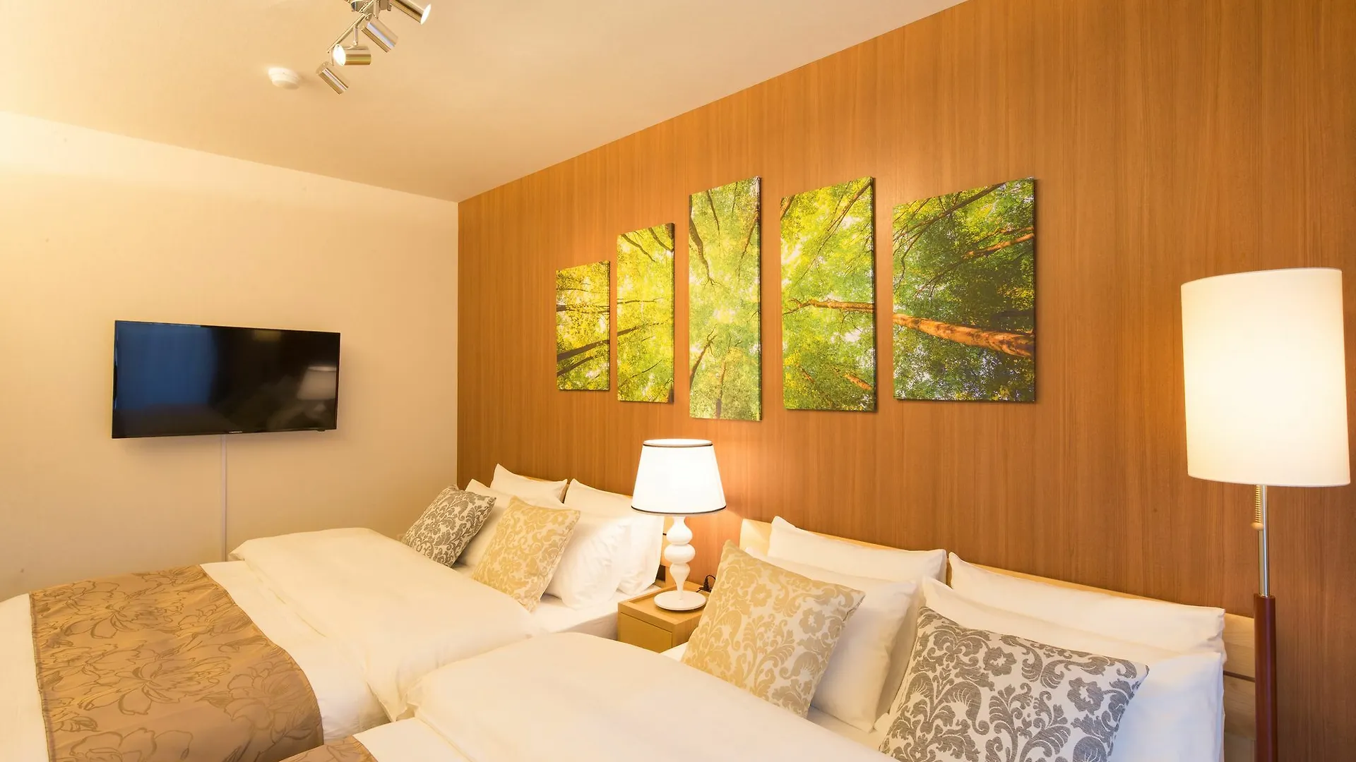 Apartment Ferienwohnung Premias Umeda Ōsaka Japan